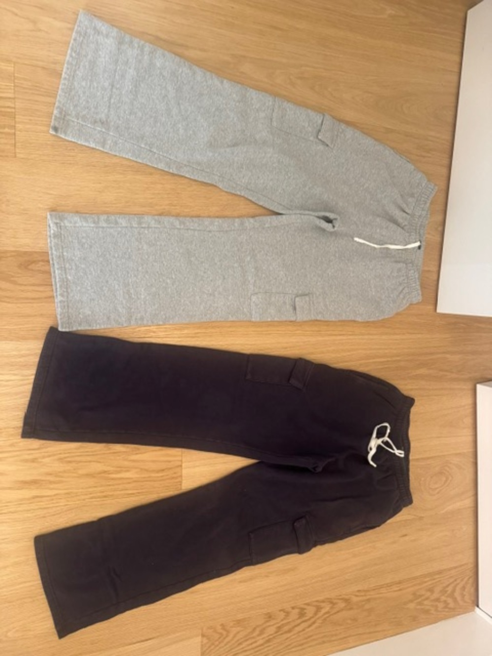 Brandy Melville bundle Gray and Black Pull-On Sweatpants with Drawstring
